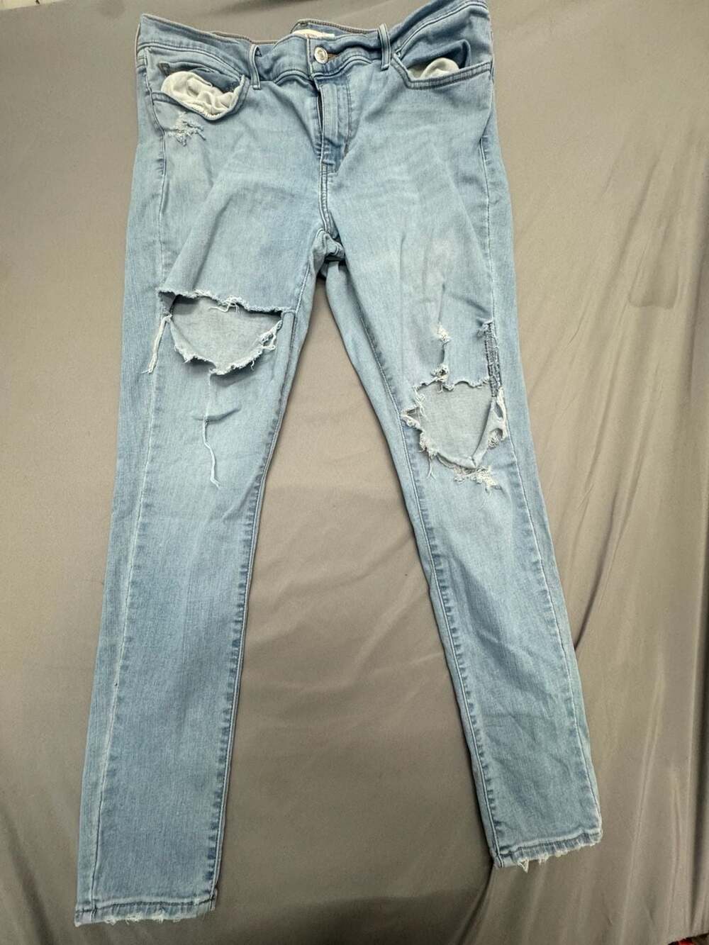 Levi's 710 Super Skinny Jeans Size 33 Distressed Light Wash